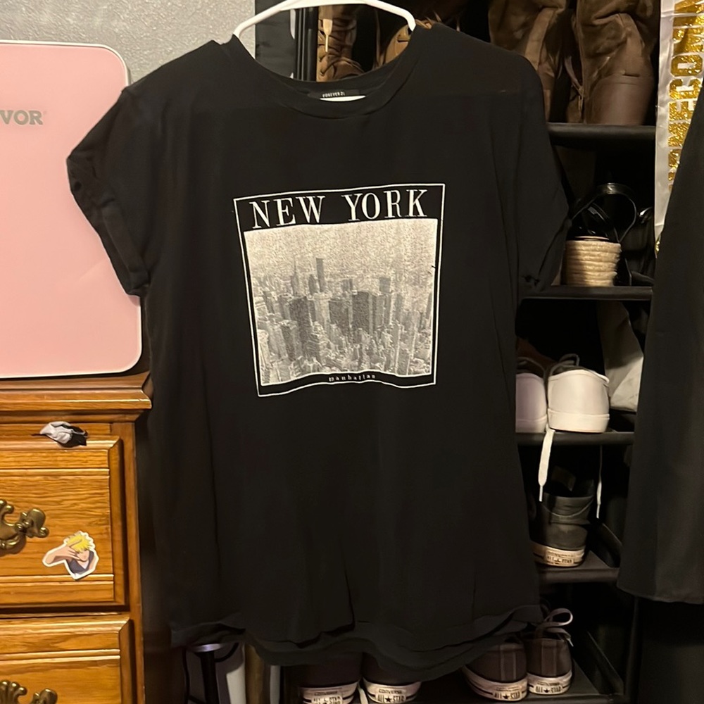 Black New York Tee